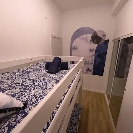Amplio Y Colorido Piso Apartamento Valencia